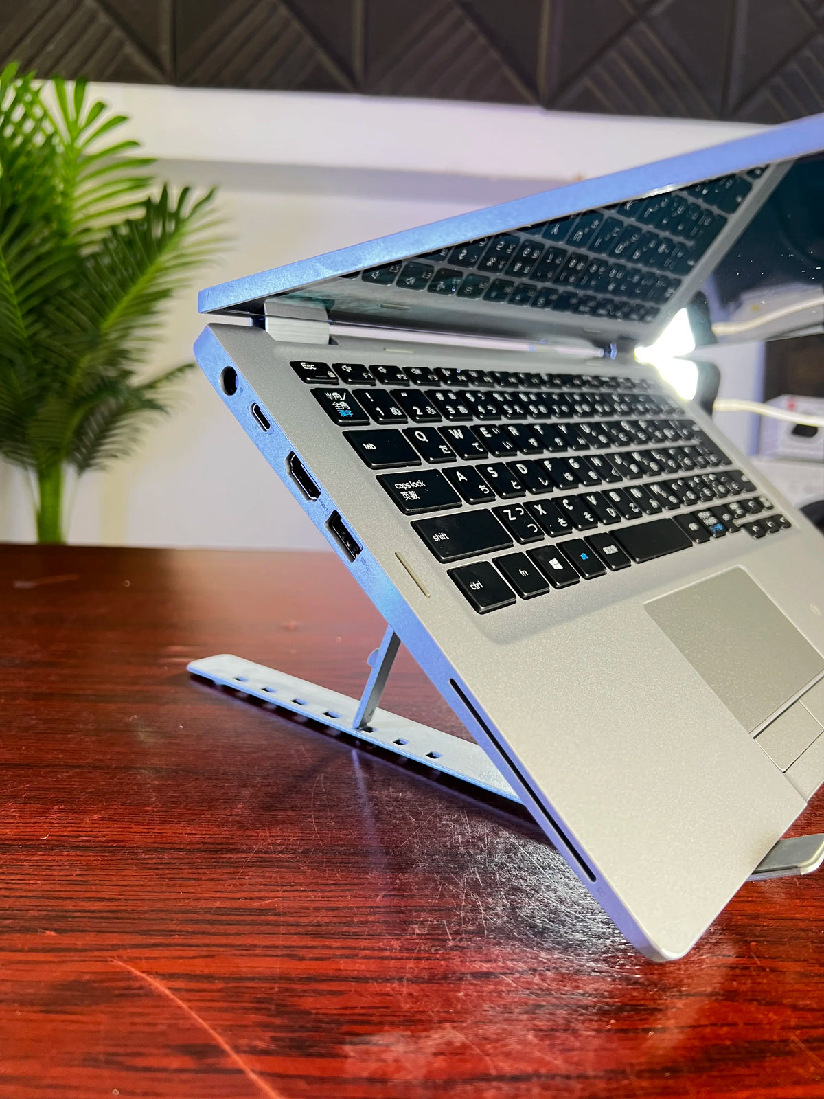 منافذ Dell Latitude 5310